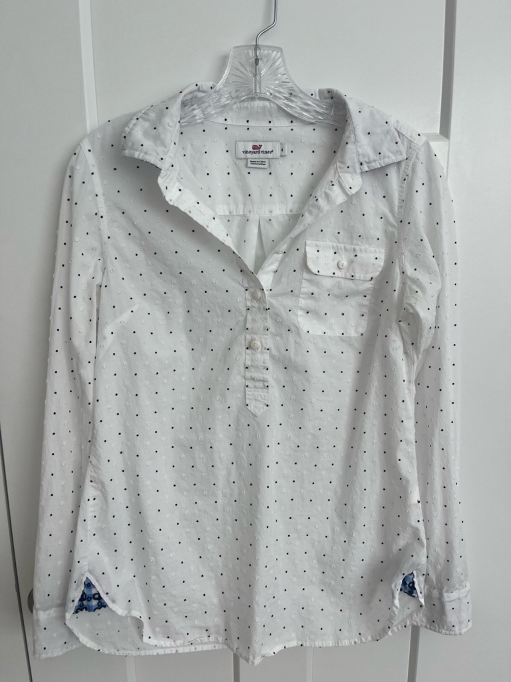 Vineyard Vines Women’s White Swiss Dot Polka Dot Popover Blouse Size 4 Coastal